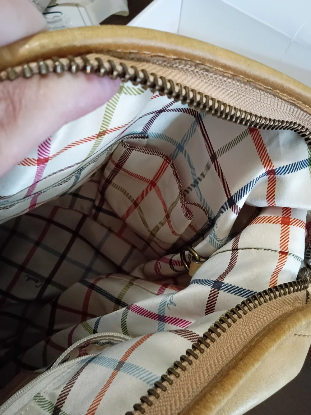 Coach Bleeker Tattersall Butter Leather Hobo Shoulder Bag  Original Hang Tag